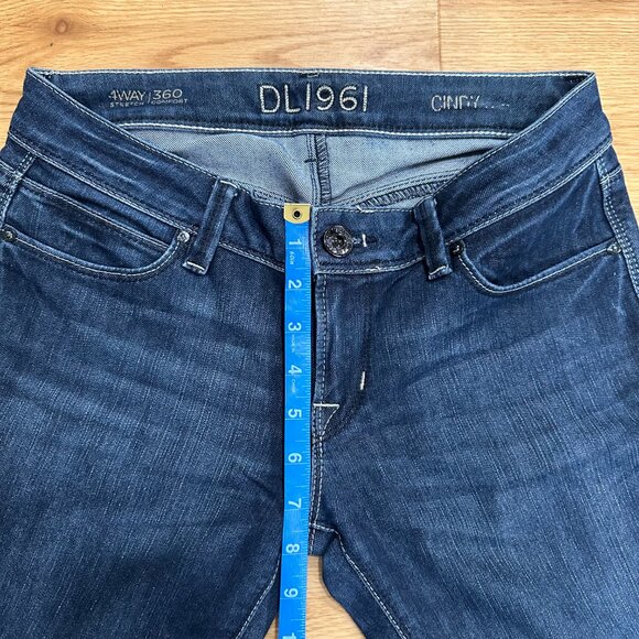 DL1961 Women's Cindy Bootcut Denim Jeans Size 27 - Picture 10 of 12